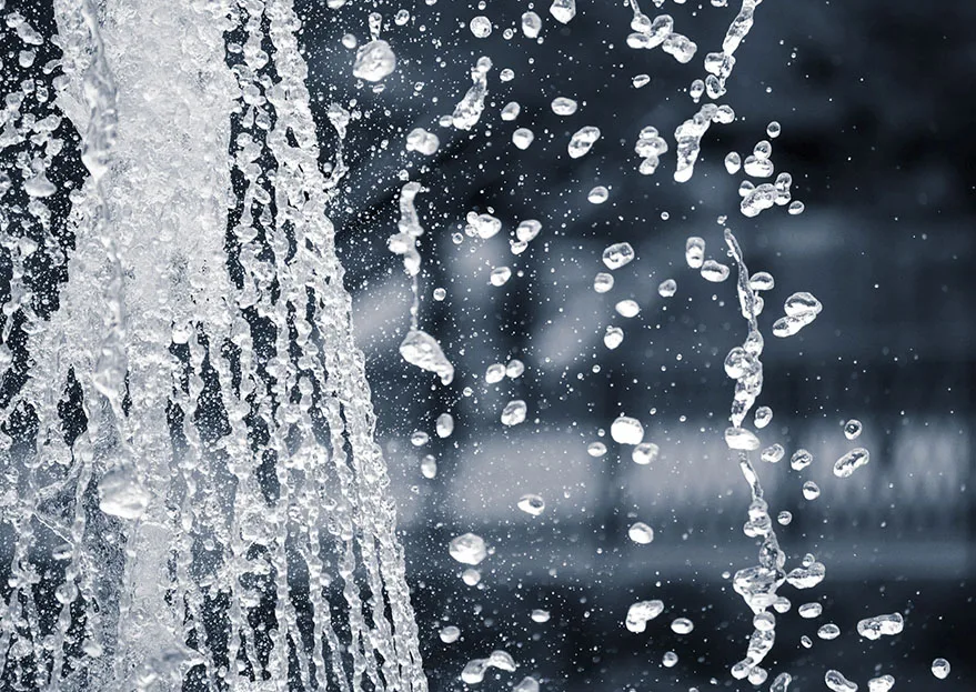 Billede af vand der falder